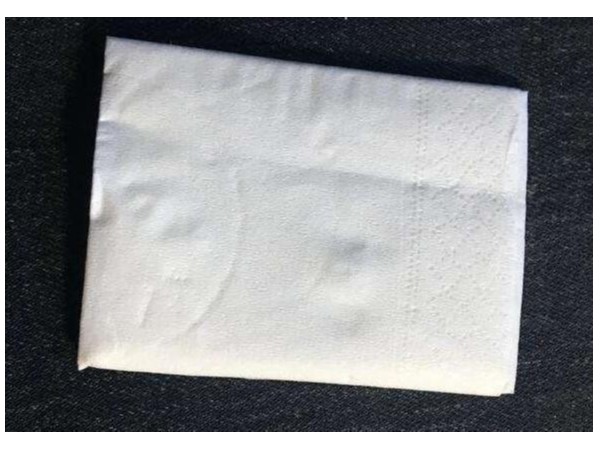 家里裝了指紋鎖，但是手容易出汗，打不上指紋怎么辦？