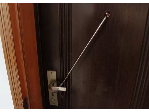 指紋鎖的防貓眼開鎖，用起來好用嗎？